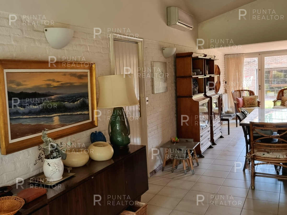 Casa ID.2093 - Casa Alquiler, Pileta,  San Rafael, Punta del Este, Uruguay
