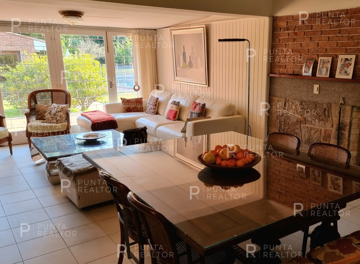 Casa ID.2093 - Casa Alquiler, Pileta,  San Rafael, Punta del Este, Uruguay