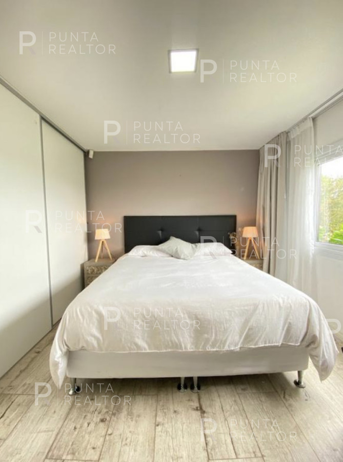 Casa ID.2532 - Alquiler Casa, 5 Dormitorios, Pueblo Mío, Manantiales, Uruguay