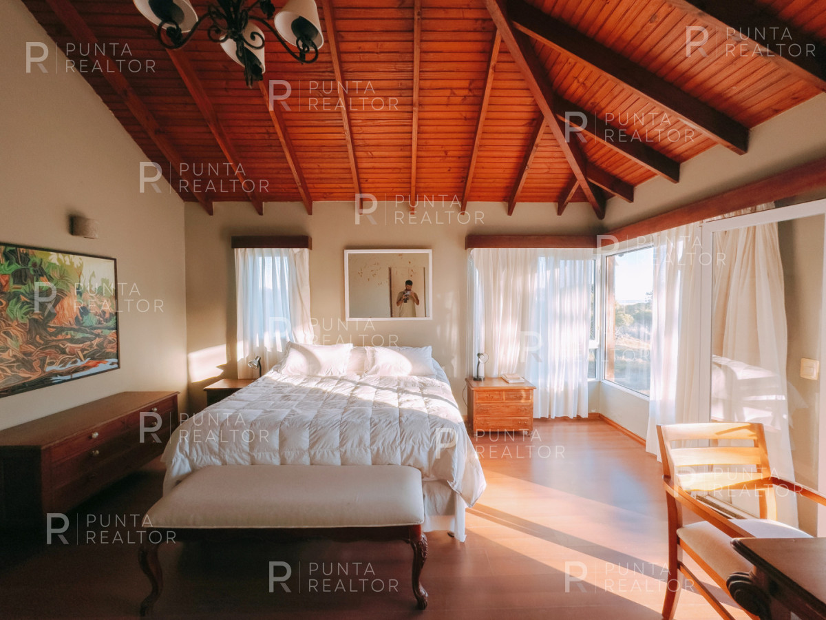 Casa ID.158 - Casa Alquiler, 4 Dormitorios, Pileta, Arenas de José Ignacio, José Ignacio, Uruguay