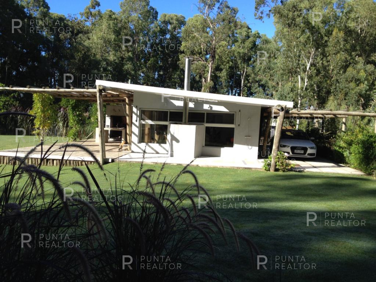 Casa ID.535 - Casa Venta, 3 dormitorios, 2 baños, El Tesoro, La Barra