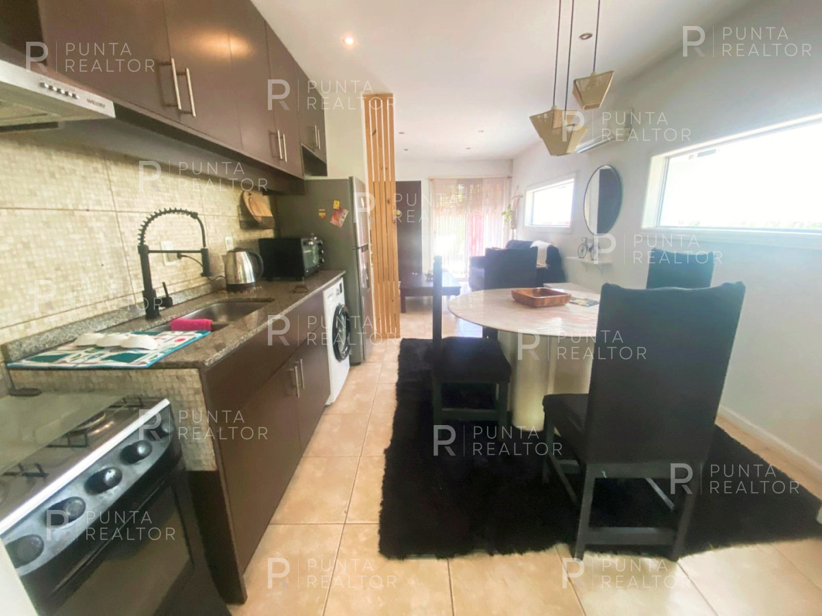 Casa ID.1365 - Alquiler Casa, 2 Dormitorios, El Tesoro, La Barra, Uruguay