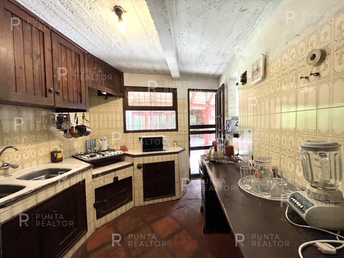 Casa ID.1213 - Casa venta 4 dormitorios, El Tesoro, La Barra, Uruguay