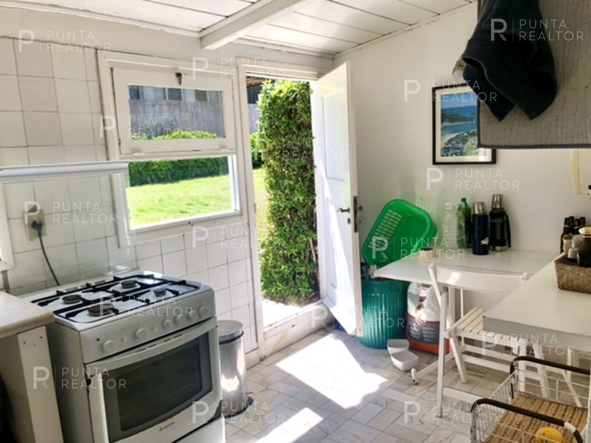 Casa ID.816 - Casa alquiler 6 dormitorios, La Barra, Uruguay