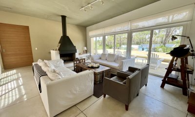 Casa de 5 dormitorios en venta en Pinar del Faro, José Ignacio, Uruguay