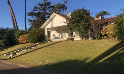 Casa en venta en Punta del Este, Uruguay, excelente ubicación