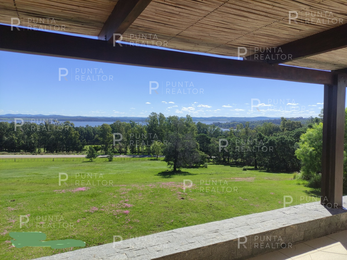Chacra ID.827 - Espectacular chacra en Sierra de la Ballena en venta y alquiler