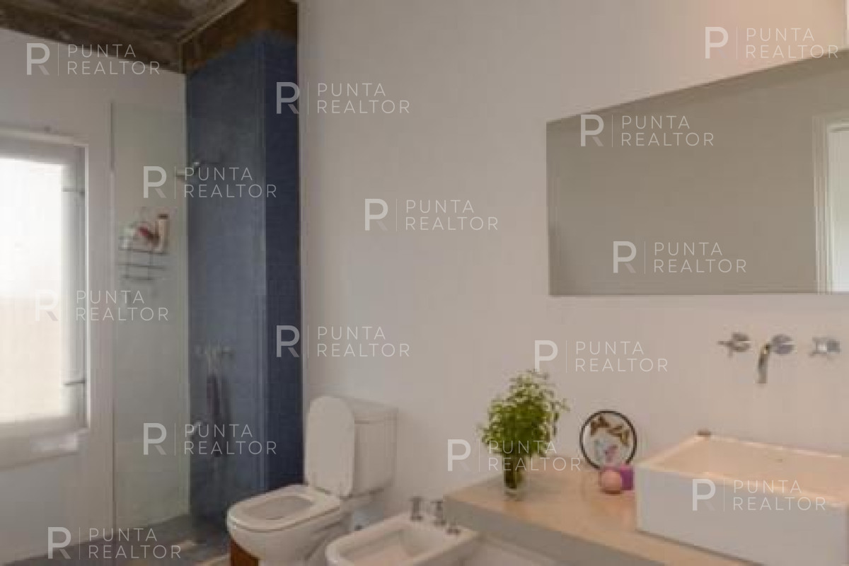 Chacra ID.363 - Chacra casa alquiler,  4 dormitorios, pileta, José Ignacio, Uruguay