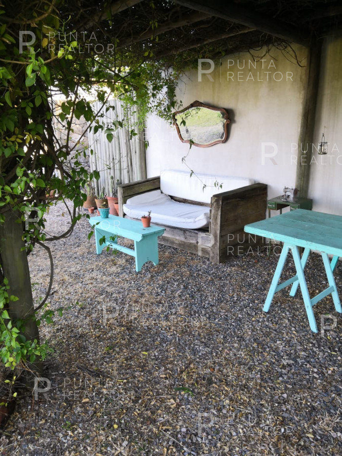 Chacra ID.363 - Chacra casa alquiler,  4 dormitorios, pileta, José Ignacio, Uruguay