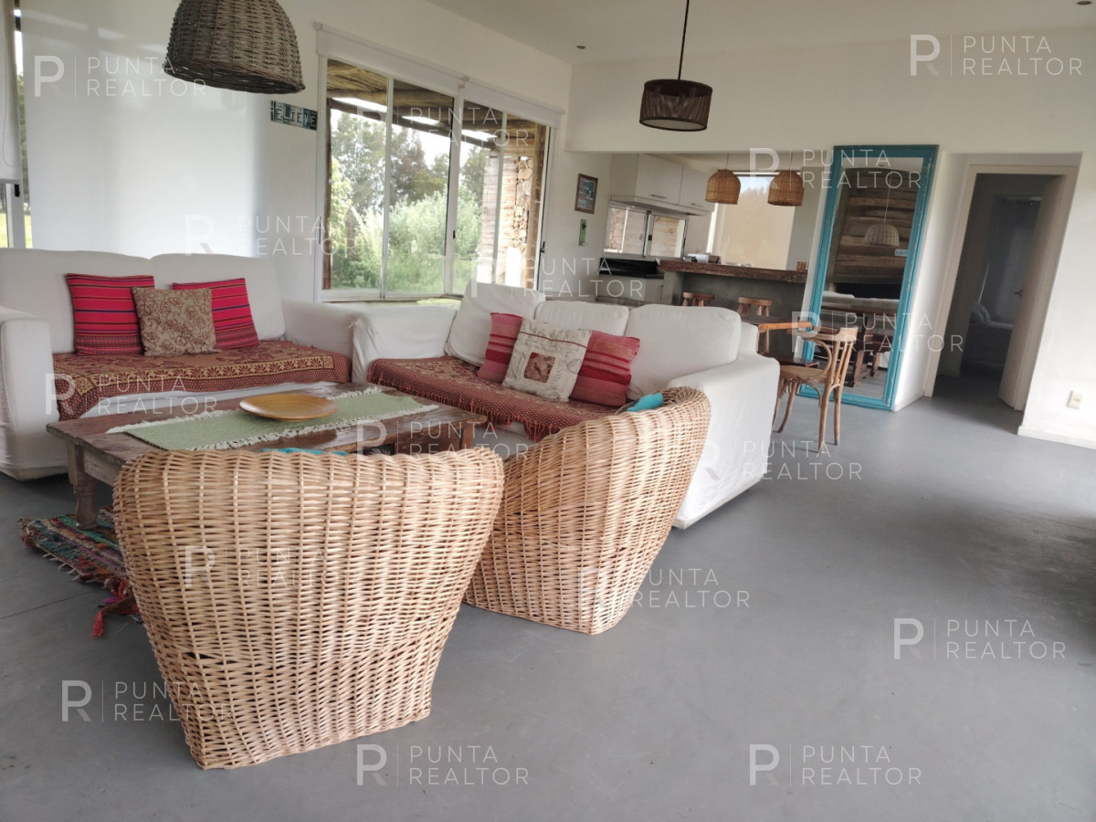 Chacra ID.927 - Casa venta en el Quijote, La Barra, Uruguay