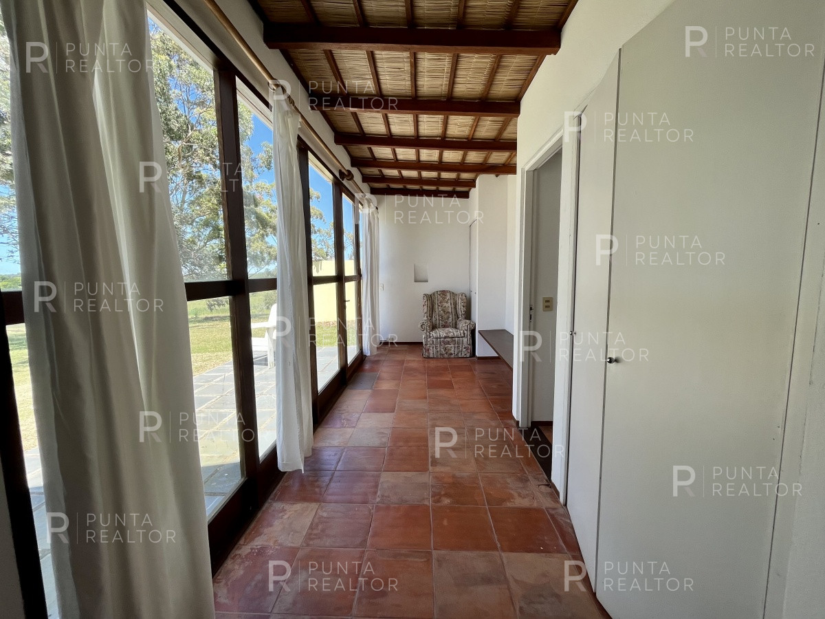 Chacra ID.1386 - Chacra  Casa alquiler, 12 dormitorios, cancha de Tenis, José Ignacio, Alquiler