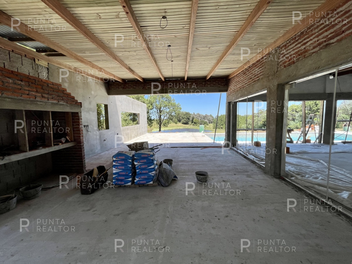 Chacra ID.1386 - Chacra  Casa alquiler, 12 dormitorios, cancha de Tenis, José Ignacio, Alquiler