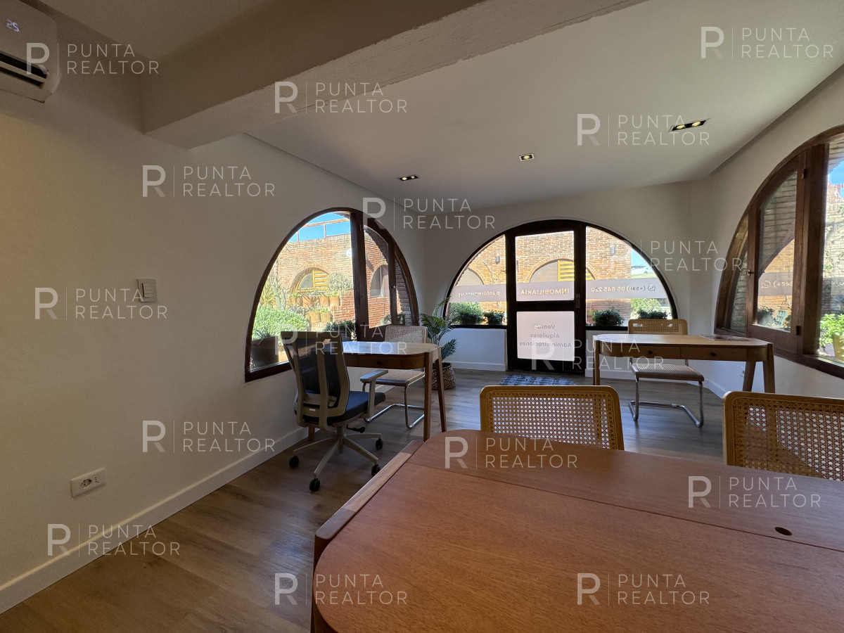 Local Comercial ID.1474 - Local Alquiler Terrazas de Manantiales, Manantiales, Punta del Este, Uruguay