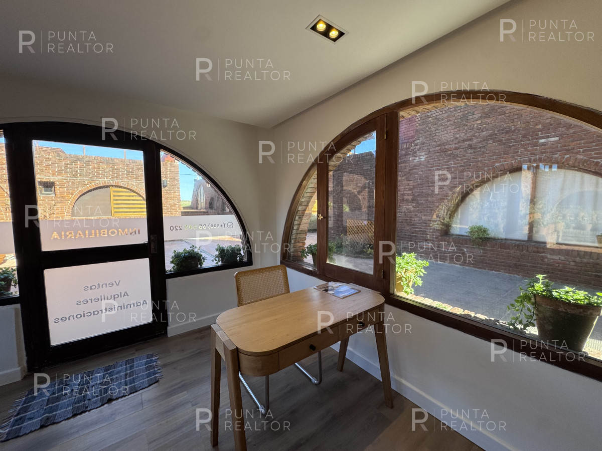 Local Comercial ID.1474 - Local Alquiler Terrazas de Manantiales, Manantiales, Punta del Este, Uruguay