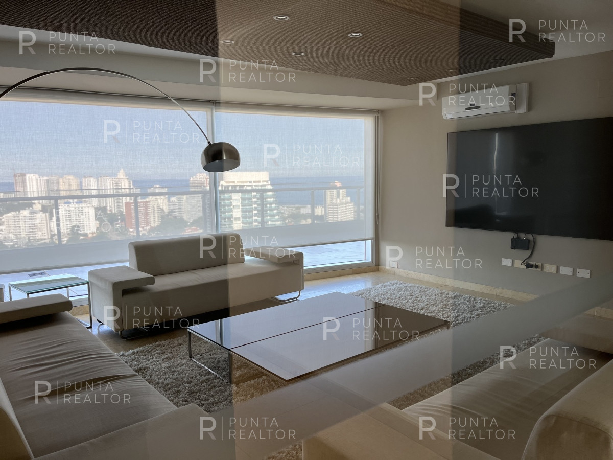 Apartamento ID.2224 - Departamento alquiler 4 dormitorios, Playa Mansa, Punta del Este, Uruguay