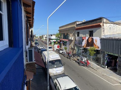 CENTRO DE MALDONADO 2 LOCALES Y CASA DE 2 DORMITORIOS 