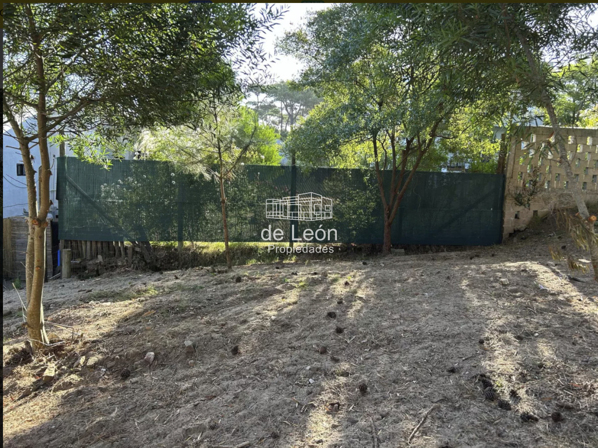 Terreno ID.15176 - venta terreno 600m pocas cuadras del mar montoya punta del este