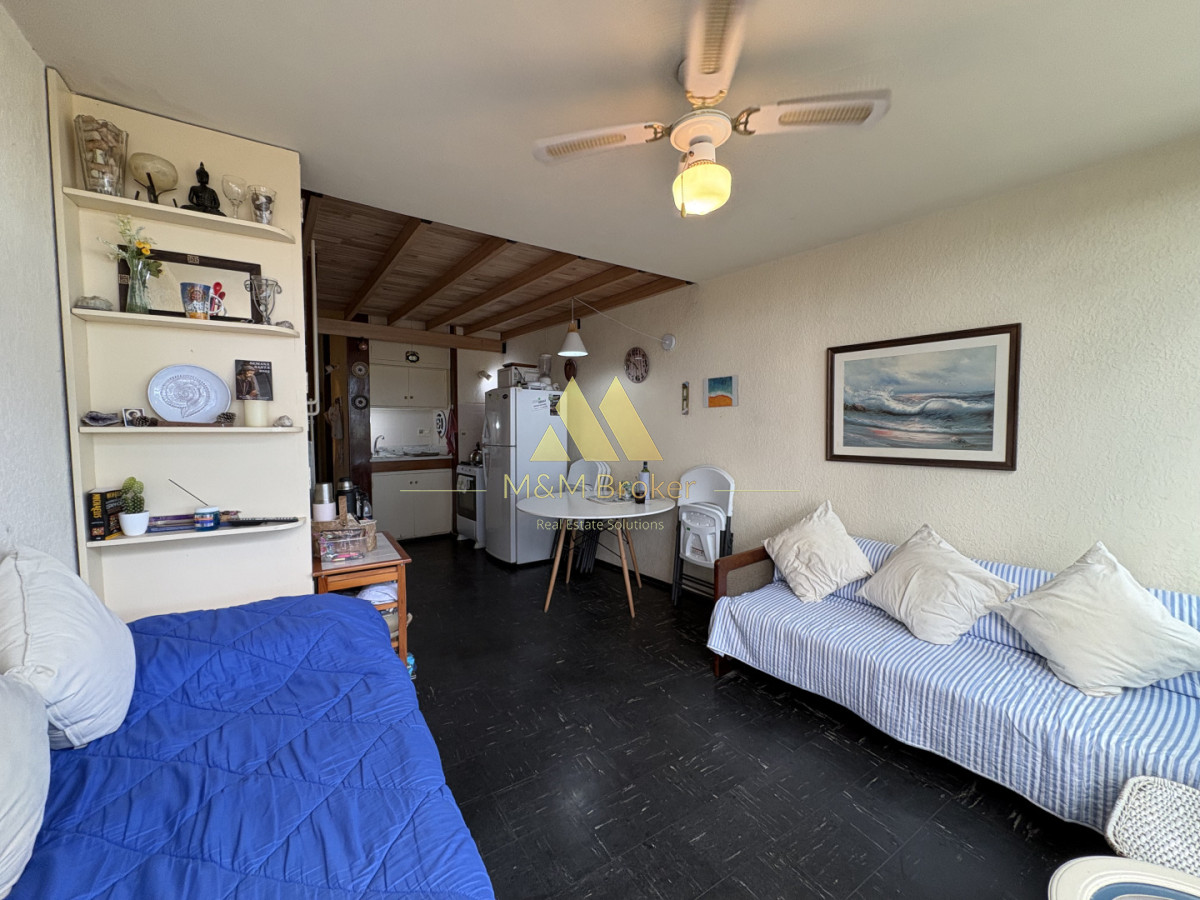 Apartamento ID.847 - Funcional departamento con 2 dormitorios en Playa Mansa