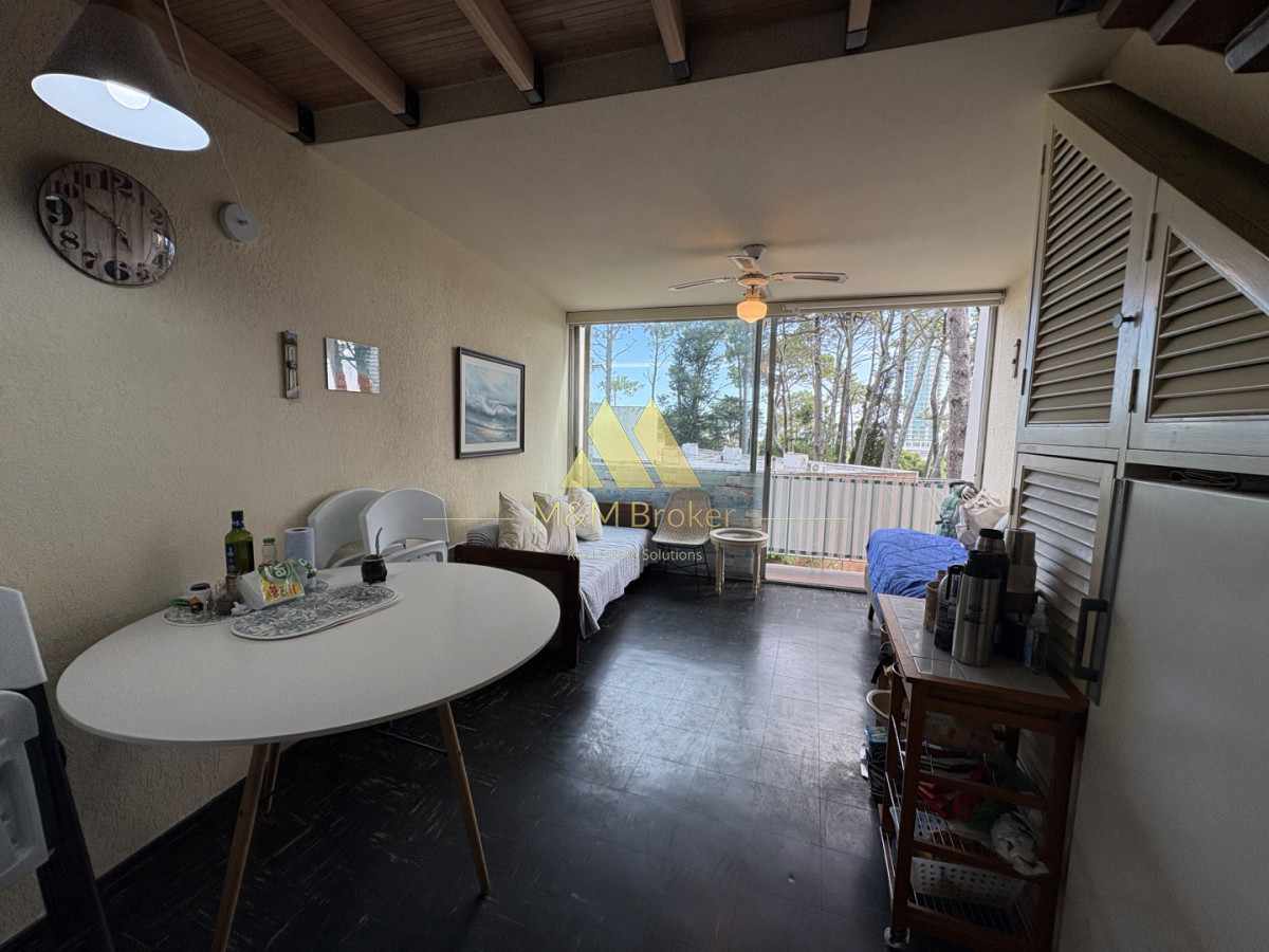 Apartamento ID.847 - Funcional departamento con 2 dormitorios en Playa Mansa