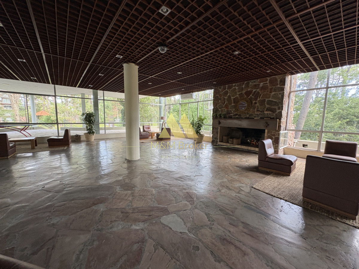 Apartamento ID.847 - Funcional departamento con 2 dormitorios en Playa Mansa