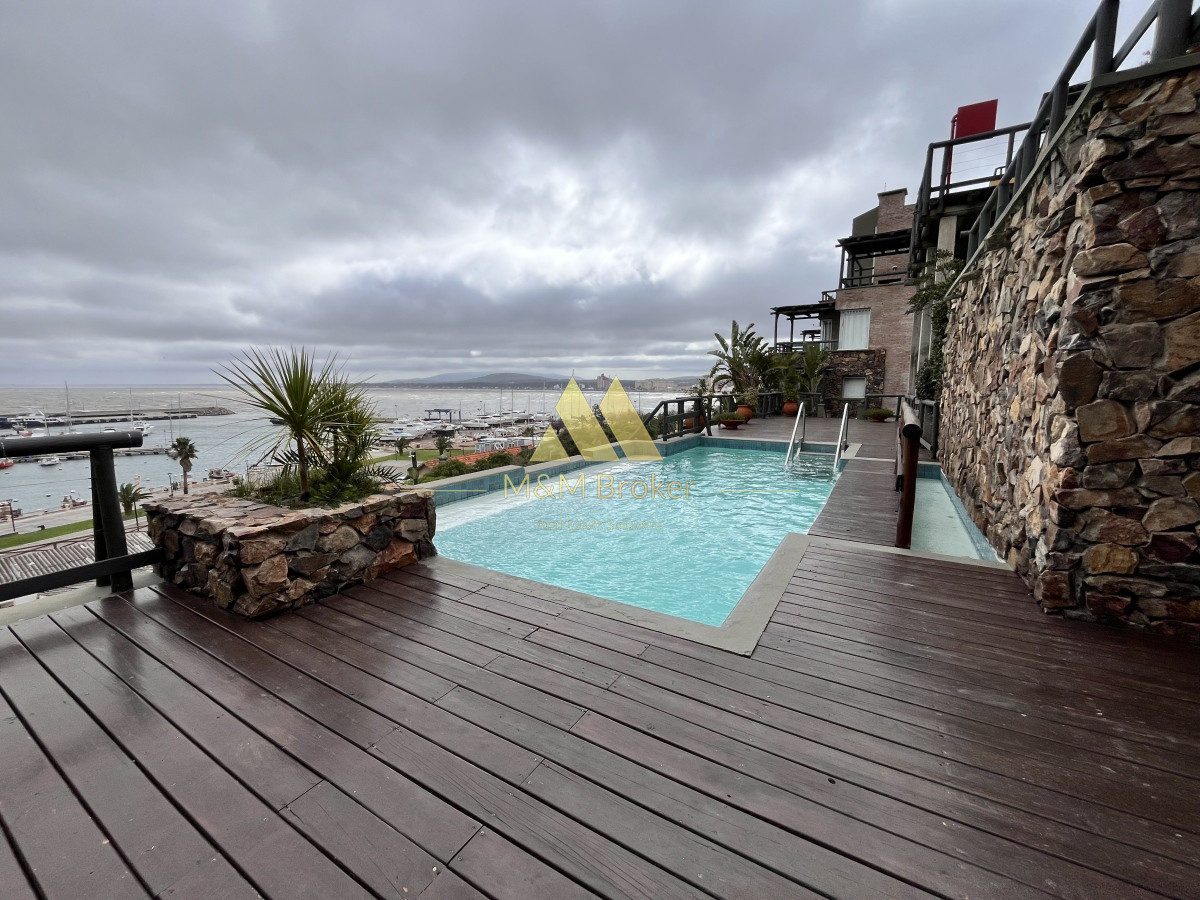 Apartamento ID.458 - Venta apartamento 2 dormitorios frente al mar piriápolis