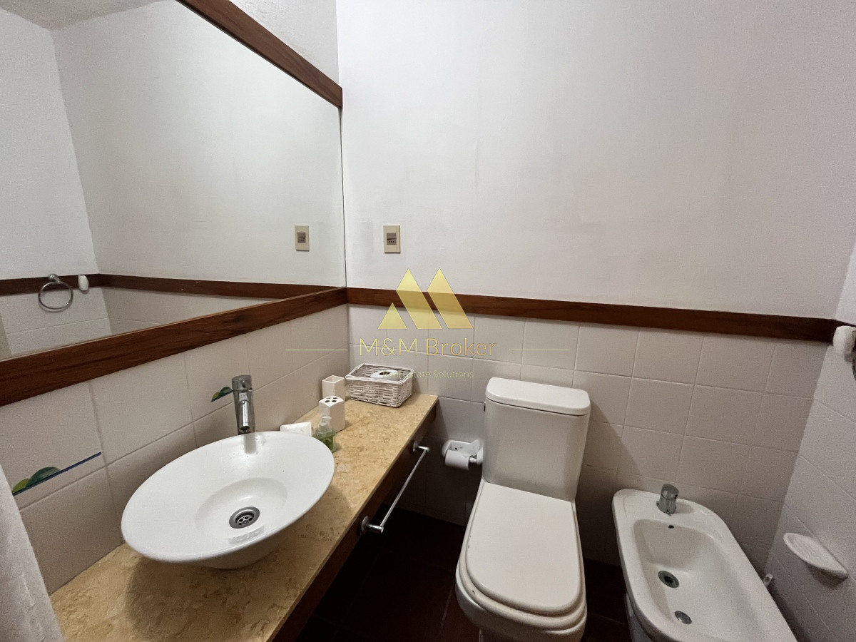 Apartamento ID.458 - Venta apartamento 2 dormitorios frente al mar piriápolis