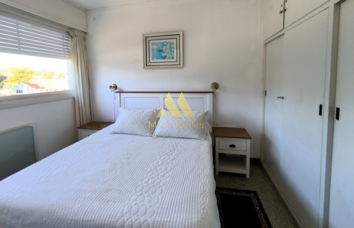 Apartamento ID.445 - Venta apartamento 1 dormitorio Playa Mansa frente al mar