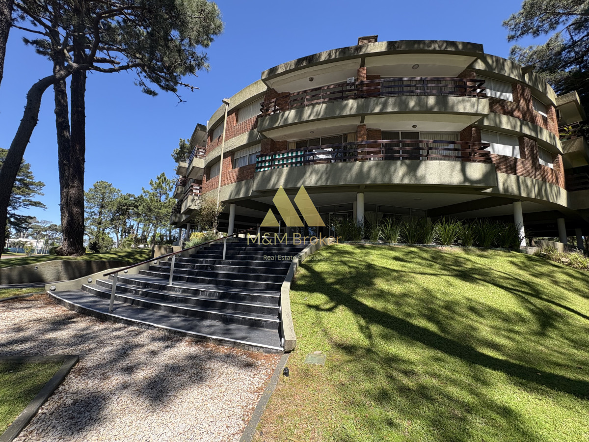 Apartamento ID.827 - Venta 2 dormitorios, Punta del Este