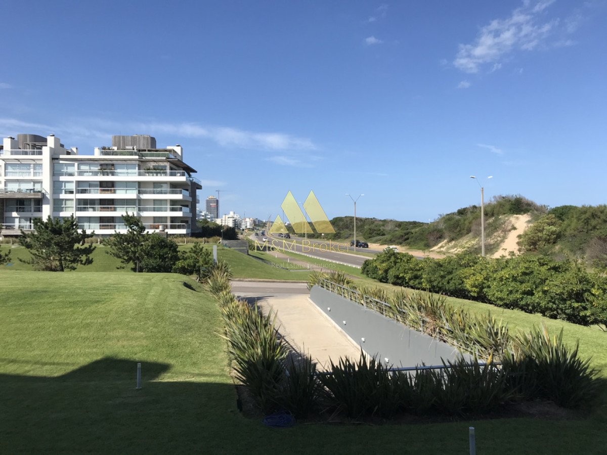 Apartamento ID.57 - Primera línea, 3 suites, dúplex con parrillero exclusivo