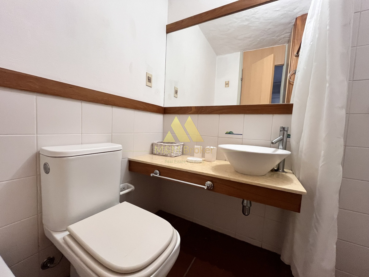 Apartamento ID.458 - Venta apartamento 2 dormitorios frente al mar piriápolis
