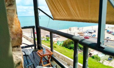 Venta apartamento 2 dormitorios frente al mar piriápolis