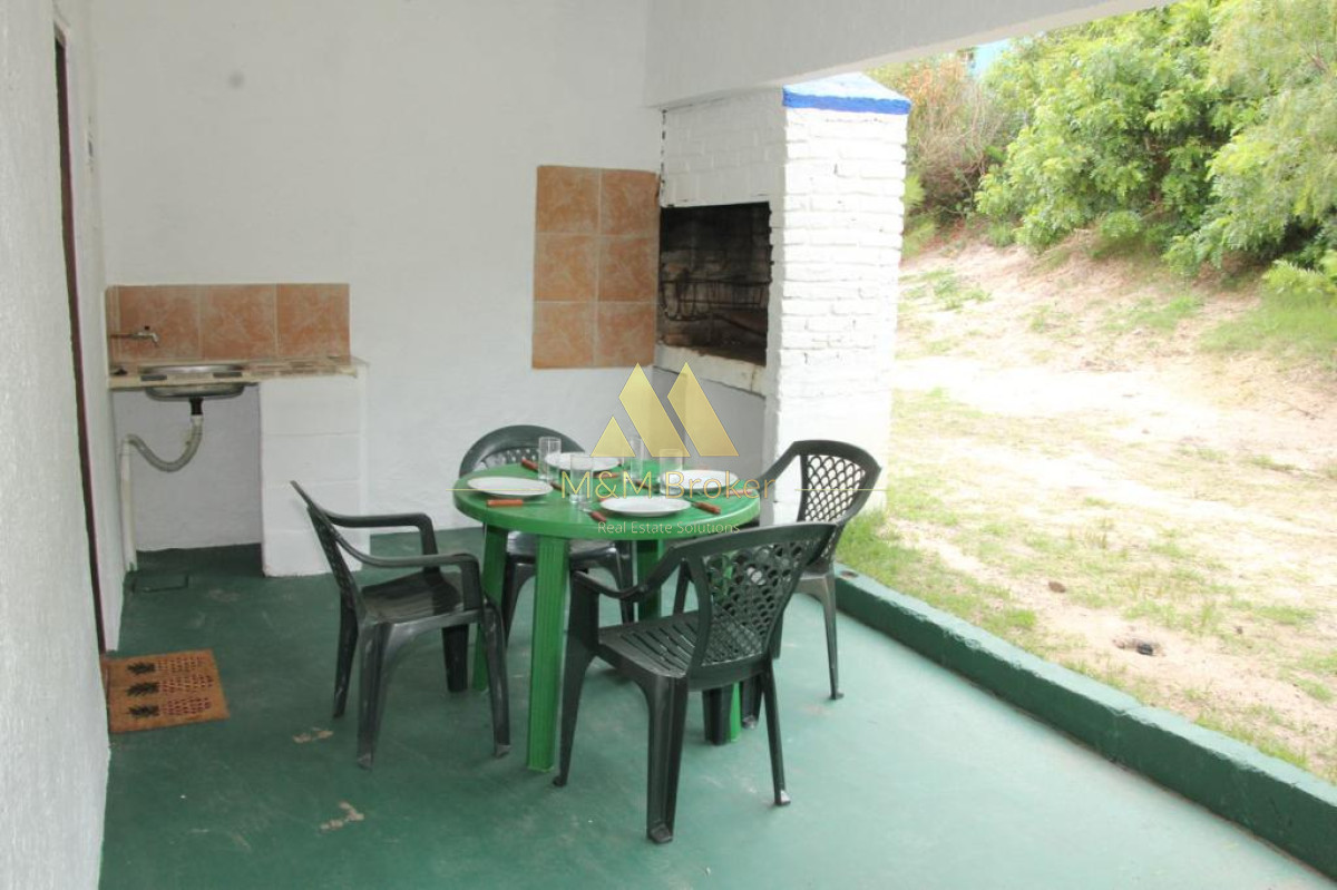 Casa ID.406 - Venta Complejo de 7 Bungalows Bello Horizonte a pasos del Mar