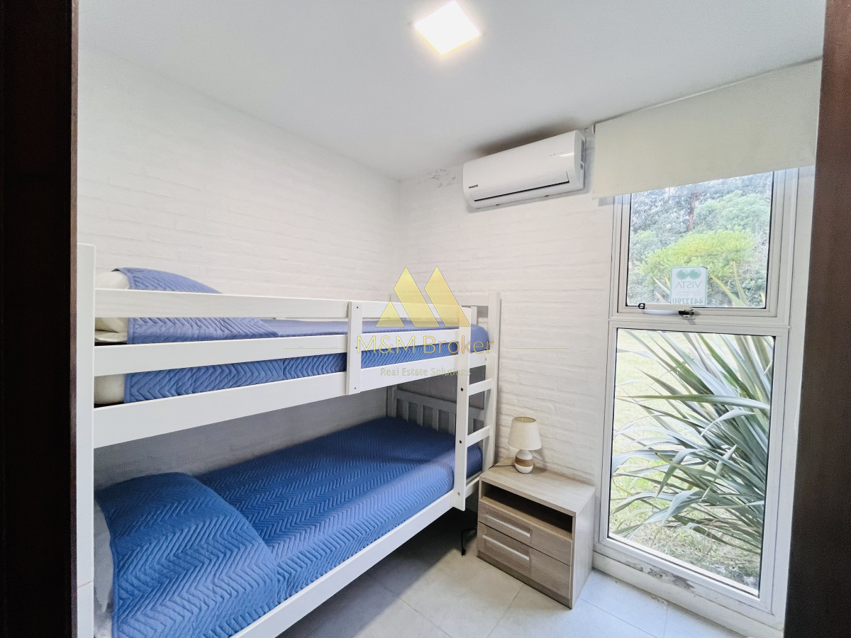 Casa ID.403 - Venta de Casa 3 dormitorios en San Francisco, Piriápolis a paso del Mar