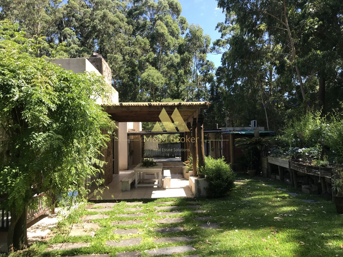 Casa ID.64 - Confortable propiedad, con amplio jardín