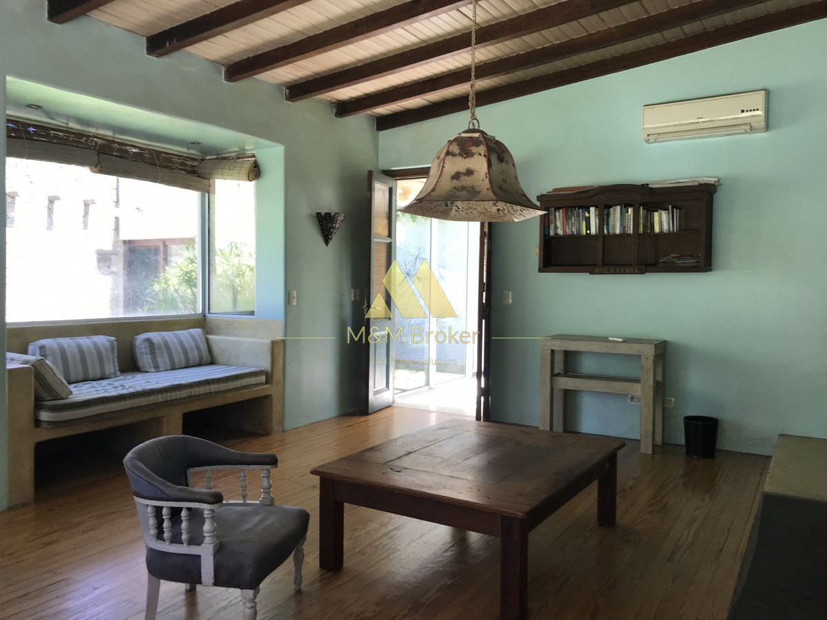 Casa ID.64 - Confortable propiedad, con amplio jardín