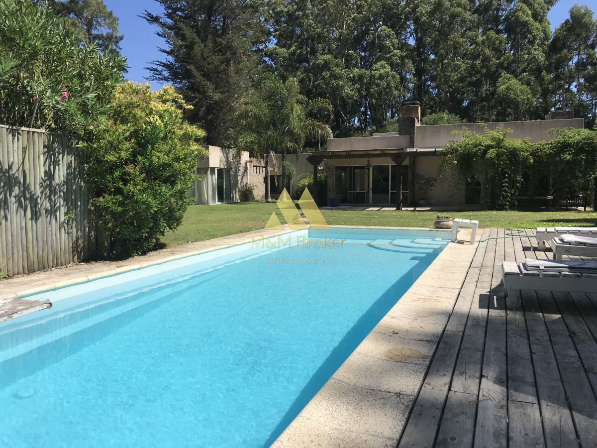 Casa ID.64 - Confortable propiedad, con amplio jardín