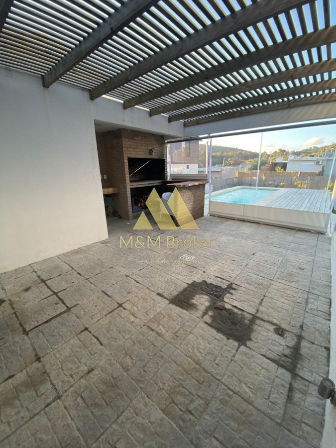 Casa ID.403 - Venta de Casa 3 dormitorios en San Francisco, Piriápolis a paso del Mar