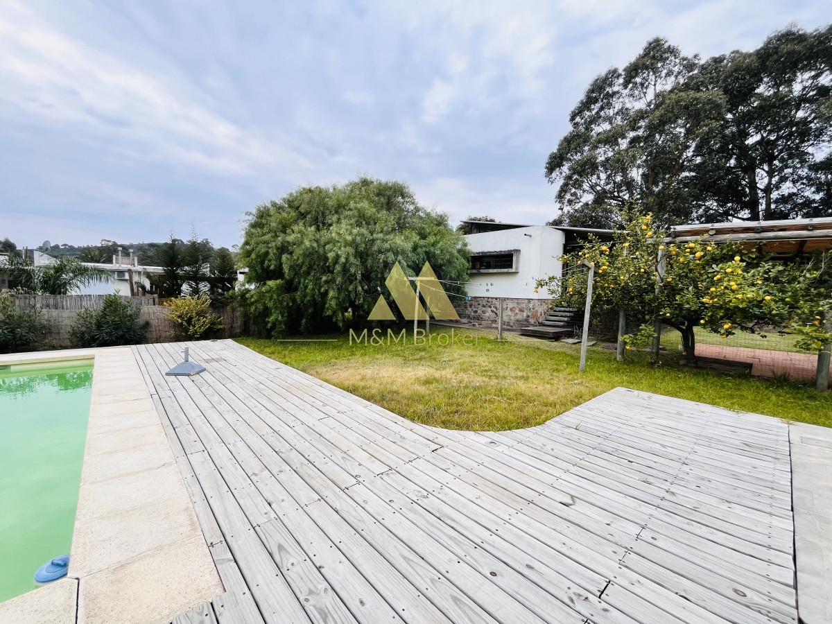 Casa ID.403 - Venta de Casa 3 dormitorios en San Francisco, Piriápolis a paso del Mar