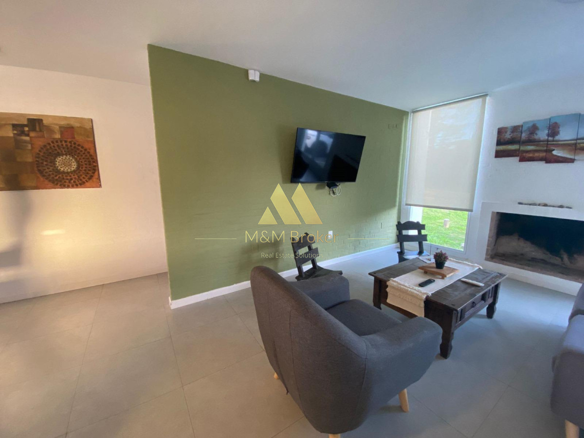 Casa ID.403 - Venta de Casa 3 dormitorios en San Francisco, Piriápolis a paso del Mar