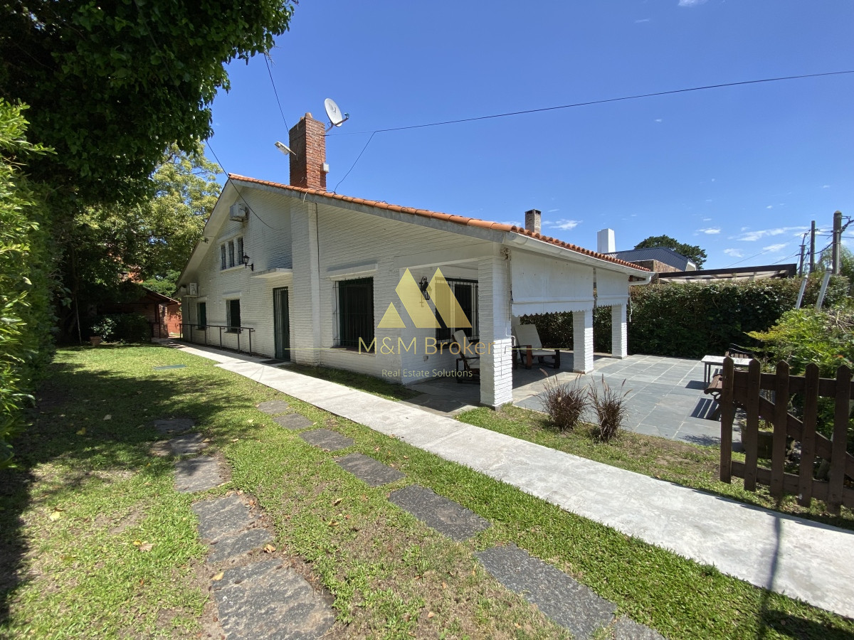 Casa ID.425 - Venta de Casa en Playa Mansa