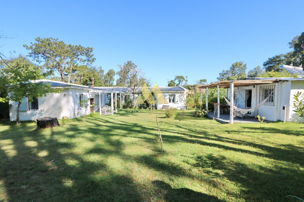 Casa ID.772 - Venta de Casa en Punta del Este, 4 dormitorios, Playa Brava!