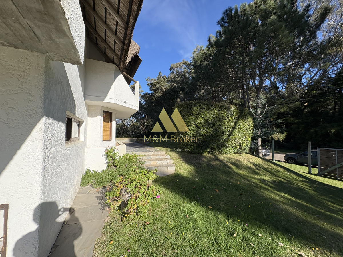 Casa ID.769 - Luminoso Quincho en Rincon del Indio!, 3 dormitorios en Playa Brava