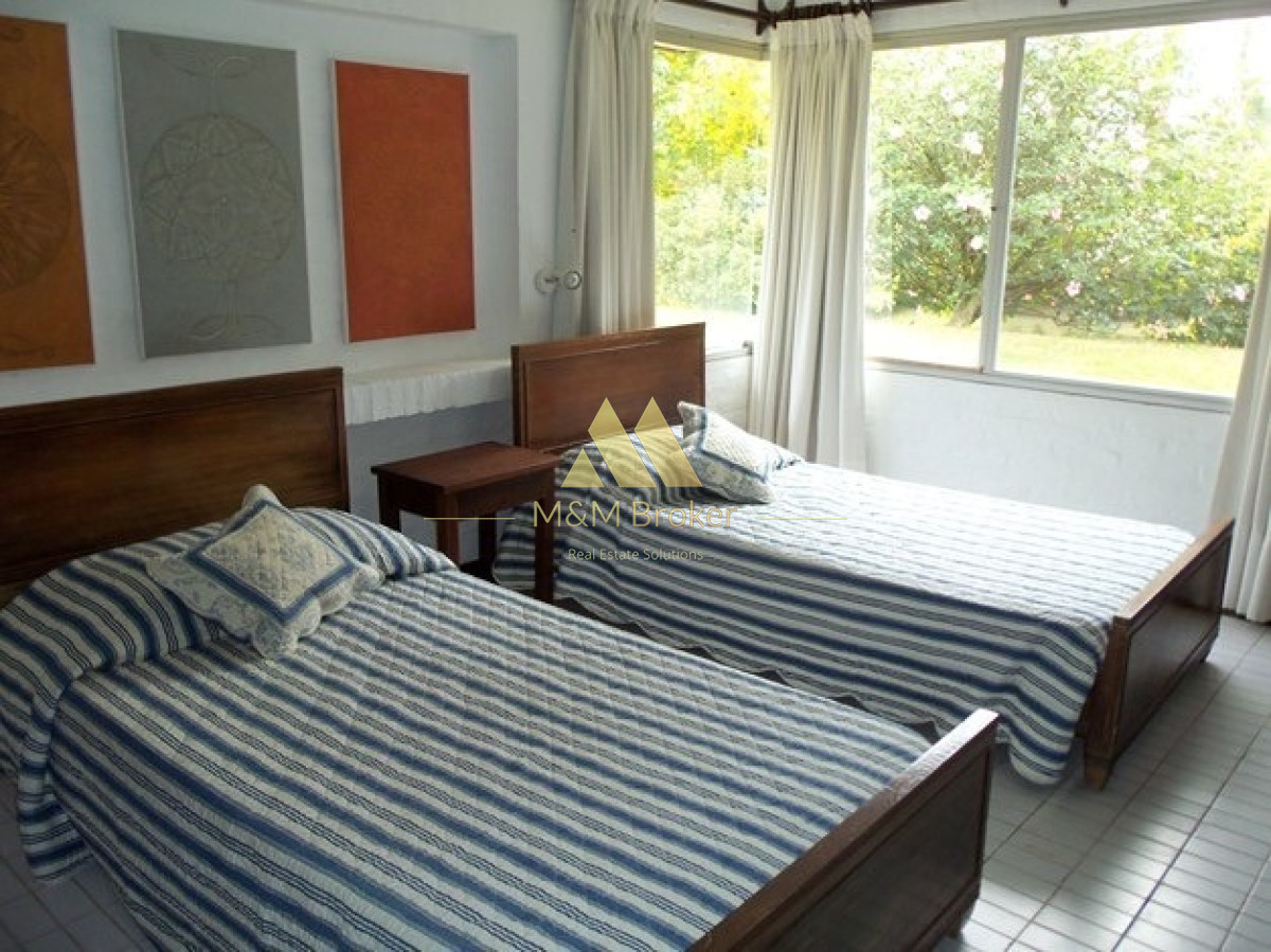 Casa ID.38 - Casa, Playa Brava 5 Dormitorios