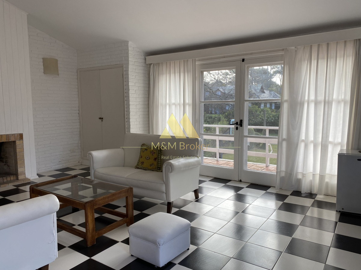 Casa ID.324 - Casa en venta 5 dormitorios en Playa Brava