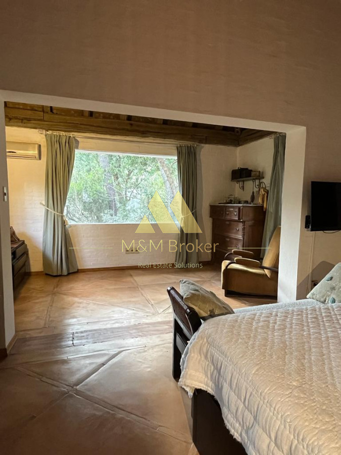Casa ID.741 - Venta casa 5 dormitorios Pinares Uruguay