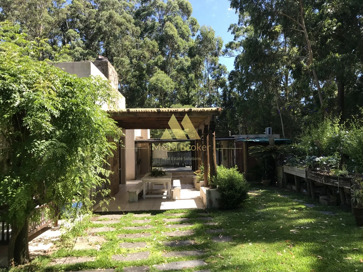 Casa ID.64 - Confortable propiedad, con amplio jardín