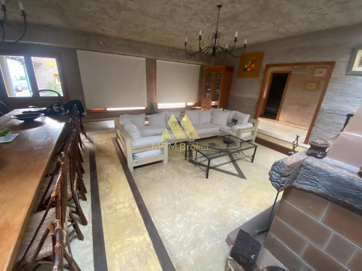 Casa ID.169 - Alquiler casa en Manantiales 5 dormitorios