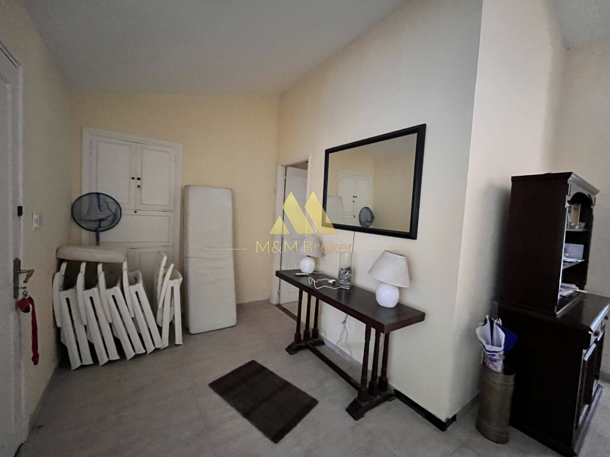 Casa ID.490 - Venta casa 5 dormitorios Playa Mansa parada 10