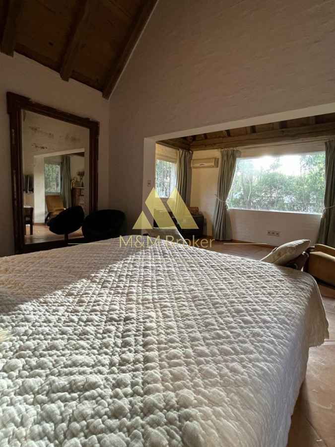 Casa ID.741 - Venta casa 5 dormitorios Pinares Uruguay