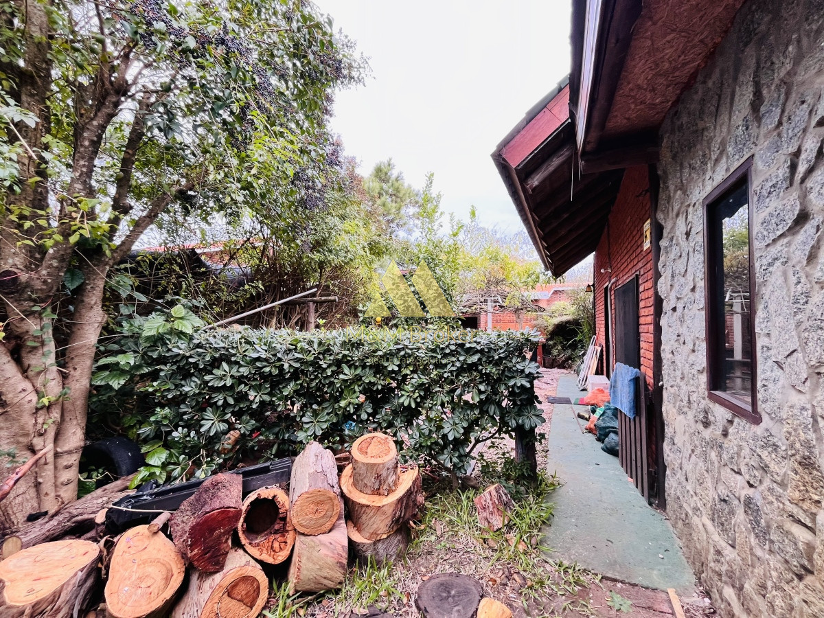 Casa ID.423 - Venta casa portales Piriápolis 